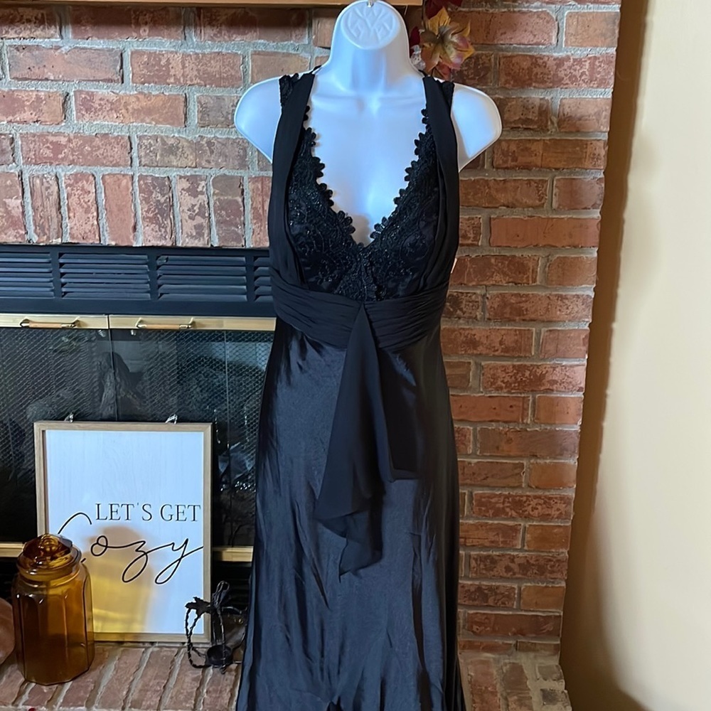 NWT Eureka Black Satin Formal Strappy Back Long Evening Dress